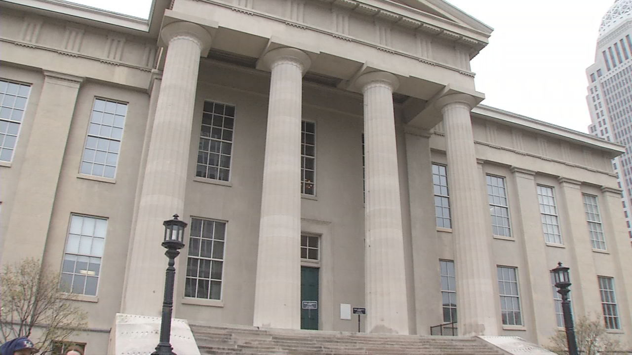 Louisville mayor signs ban of conversion therapy